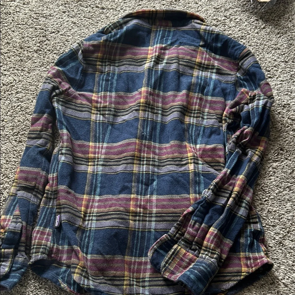 Patagonia flannel shirt - Picture 7 of 7